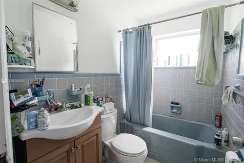 1641 Moffett Street Hollywood FL 33020