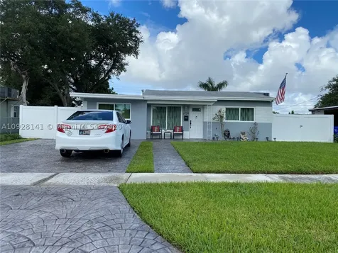 6729 Simms Street Hollywood FL 33024