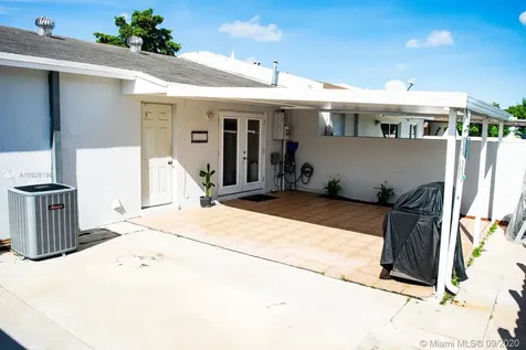 12956 SW 52nd Street Miami FL 33175