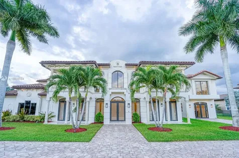 12683 Grand Oaks Drive Davie FL 33330