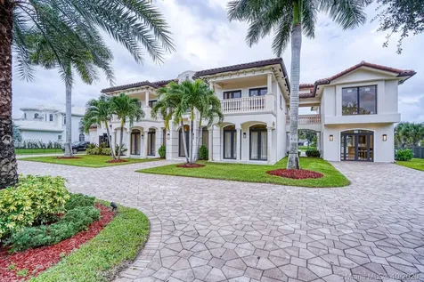 12683 Grand Oaks Drive Davie FL 33330