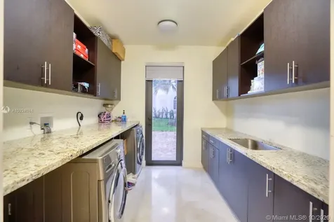 12683 Grand Oaks Drive Davie FL 33330