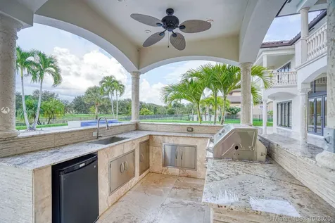 12683 Grand Oaks Drive Davie FL 33330