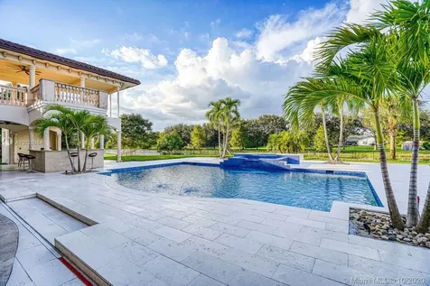 12683 Grand Oaks Drive Davie FL 33330