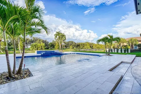 12683 Grand Oaks Drive Davie FL 33330