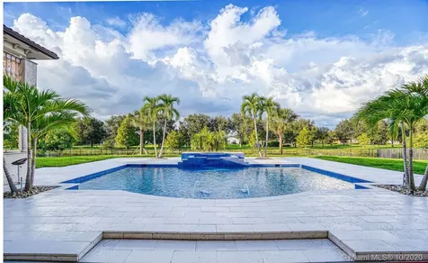 12683 Grand Oaks Drive Davie FL 33330