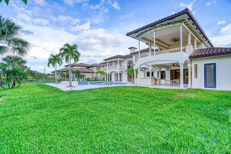 12683 Grand Oaks Drive Davie FL 33330