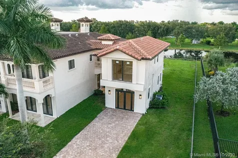 12683 Grand Oaks Drive Davie FL 33330