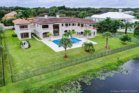 12683 Grand Oaks Drive Davie FL 33330
