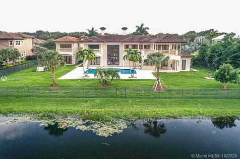 12683 Grand Oaks Drive Davie FL 33330