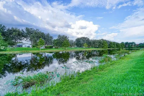 12683 Grand Oaks Drive Davie FL 33330
