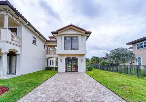 12683 Grand Oaks Drive Davie FL 33330