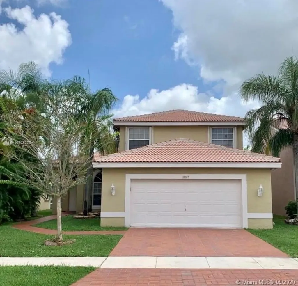 18169 SW 3rd Street Pembroke Pines FL 33029