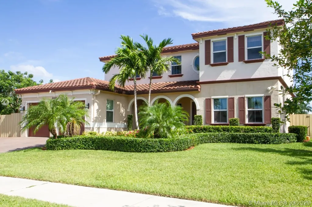 6485 SW 55th Place Davie FL 33314