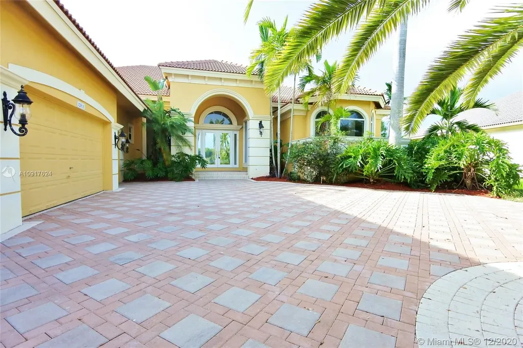 12815 NW 69th Court Parkland FL 33076
