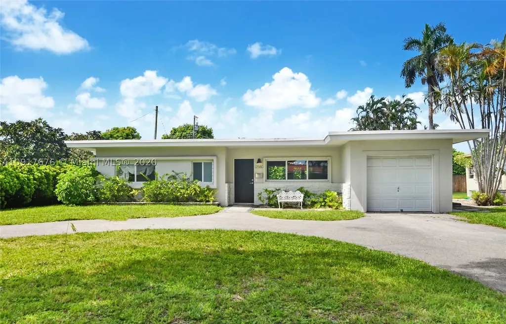 12580 Palm Road North Miami FL 33181