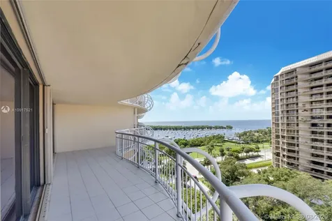 2843 S Bayshore Drive Miami FL 33133