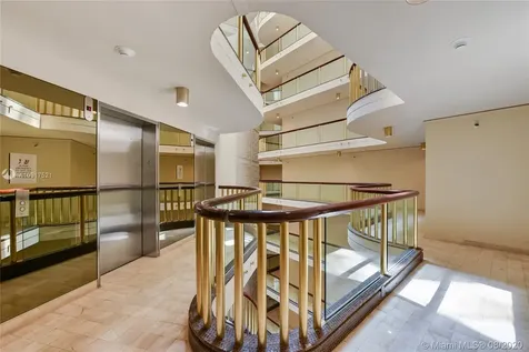 2843 S Bayshore Drive Miami FL 33133