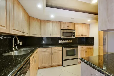 2843 S Bayshore Drive Miami FL 33133