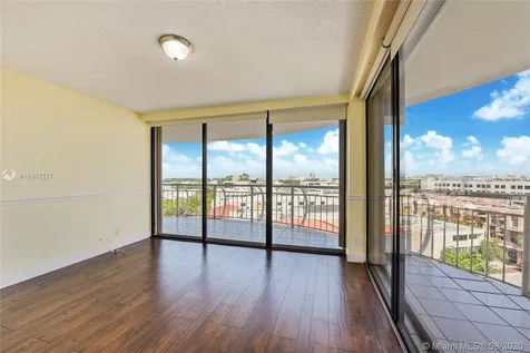 2843 S Bayshore Drive Miami FL 33133