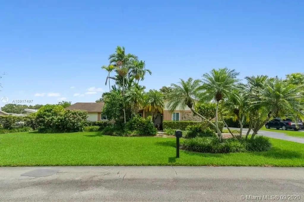 27825 SW 165th Avenue Homestead FL 33031