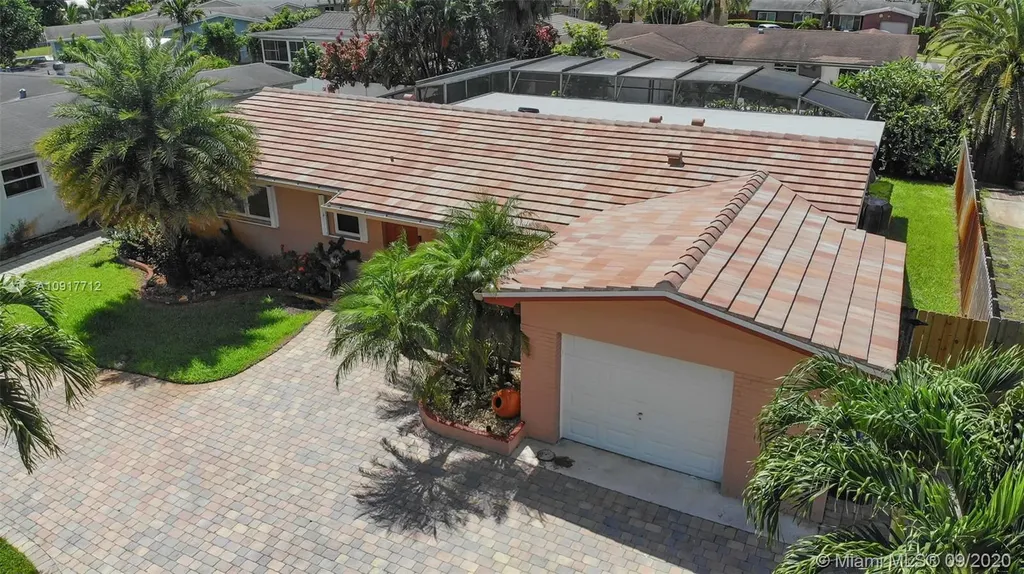 10640 NW 22nd Street Pembroke Pines FL 33026