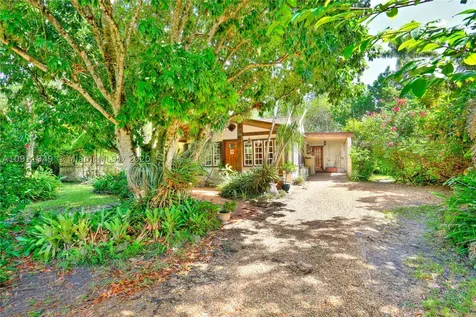 6880 SW 78th Terrace South Miami FL 33143