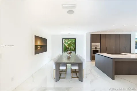250 Palm Avenue Miami Beach FL 33139