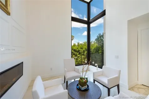 250 Palm Avenue Miami Beach FL 33139