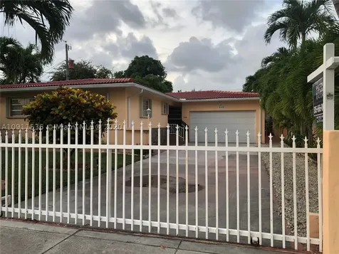 2155 SW 11th Street Miami FL 33135