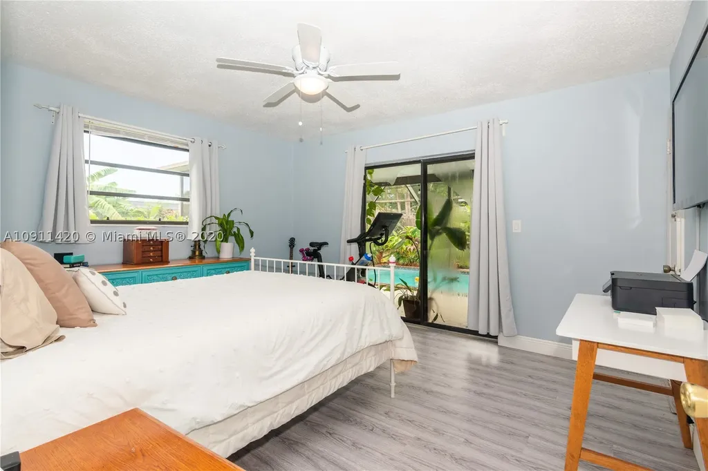 8960 SW 199th Street Cutler Bay FL 33157