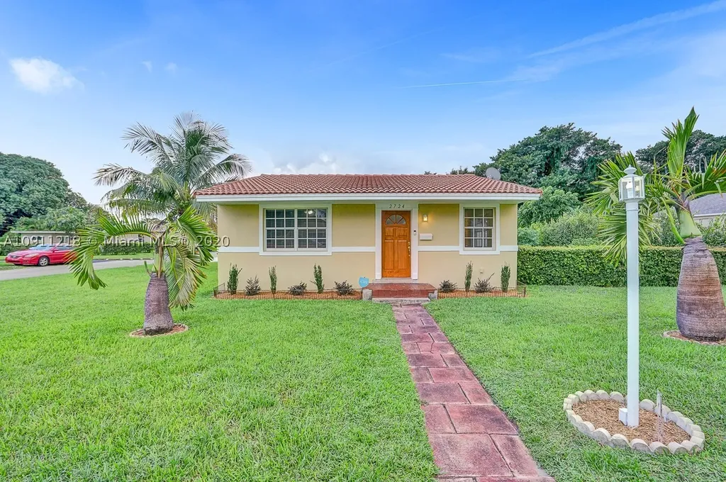 2724 Lincoln Street Hollywood FL 33020