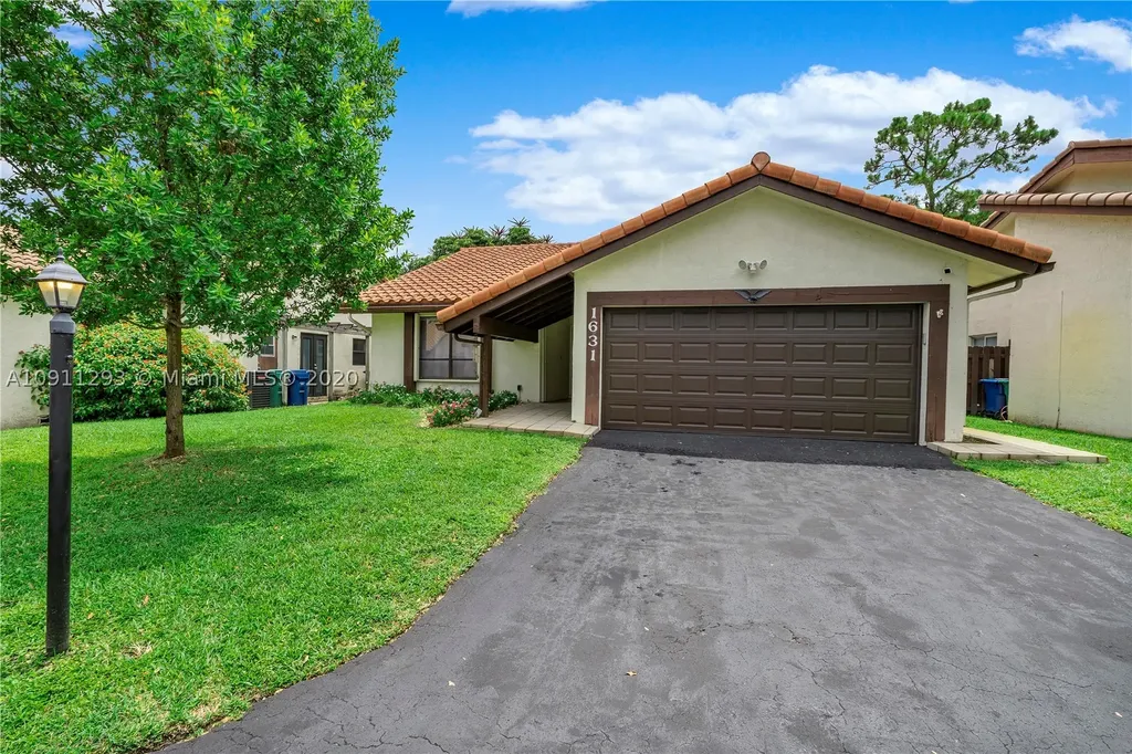 1631 Riverwood Lane Coral Springs FL 33071