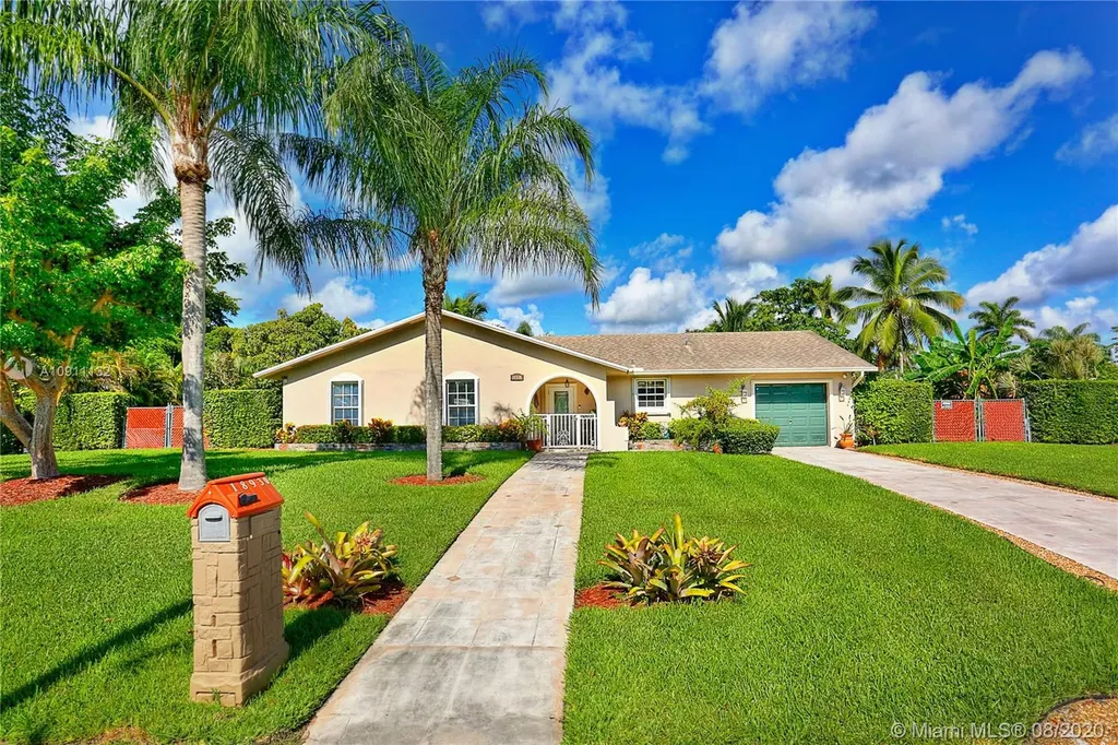 18930 SW 128th Avenue Miami FL 33177