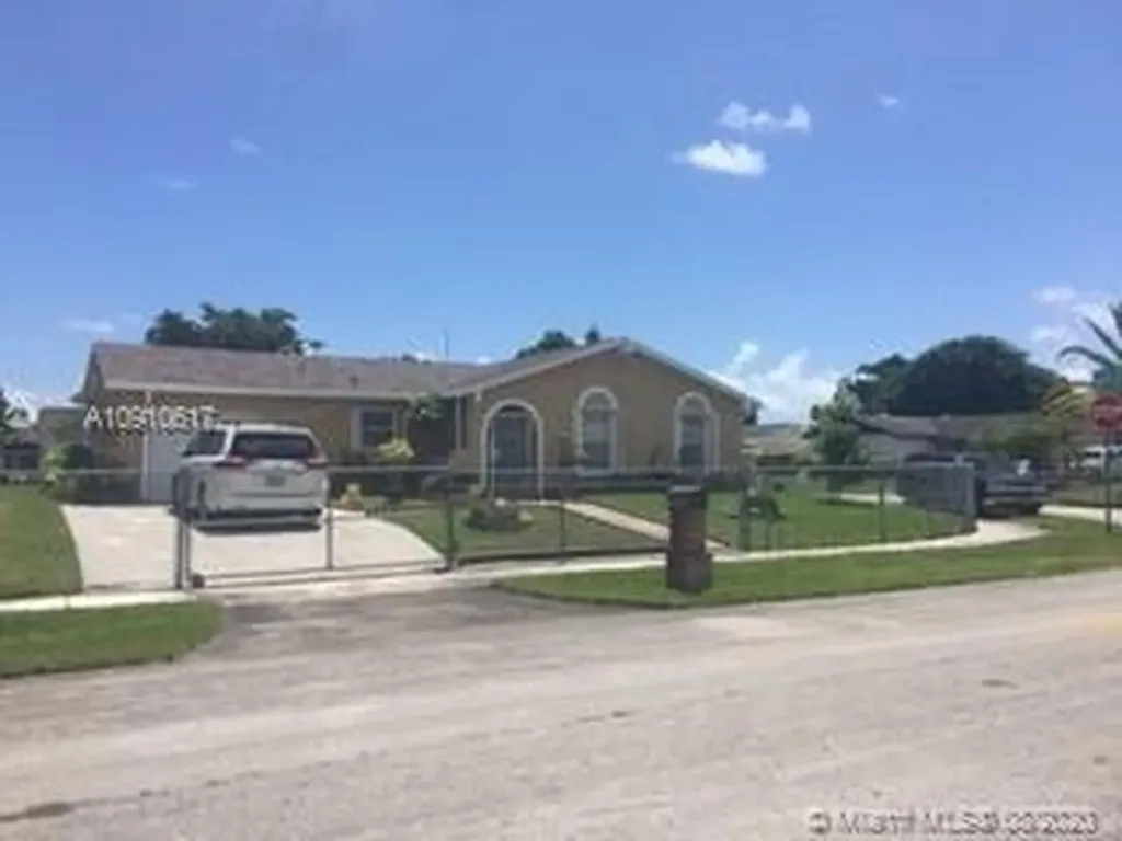 26685 SW 124th Court Homestead FL 33032