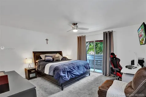 507 NW 98th Avenue Plantation FL 33324