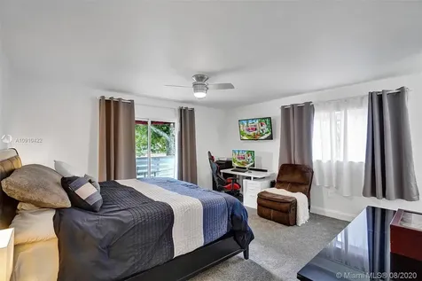 507 NW 98th Avenue Plantation FL 33324