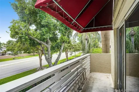 507 NW 98th Avenue Plantation FL 33324