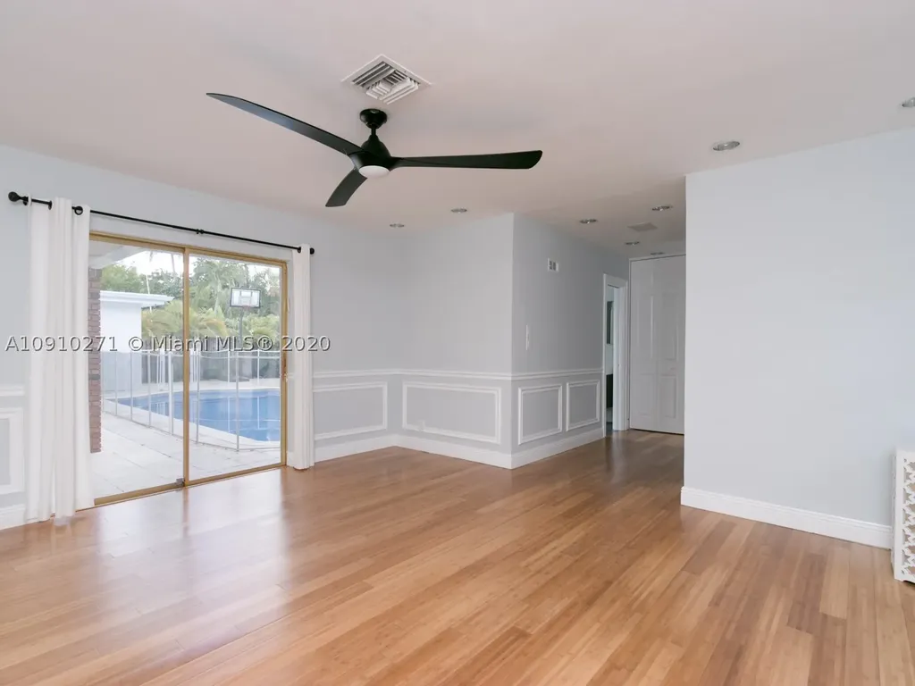 3540 N 53rd Avenue Hollywood FL 33021