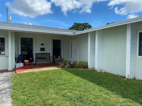 10411 SW 198th Street Cutler Bay FL 33157