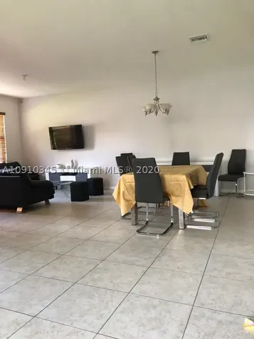 942 NE 191st Street Miami FL 33179