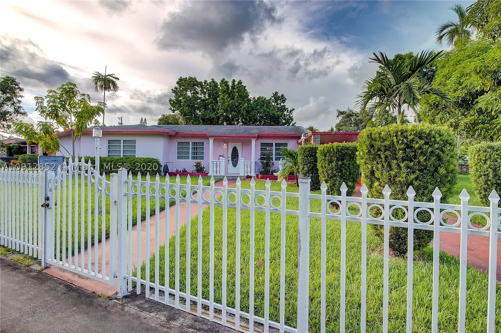949 NE 163rd Street North Miami Beach FL 33162