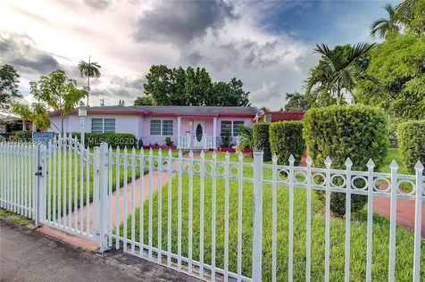 949 NE 163rd Street North Miami Beach FL 33162