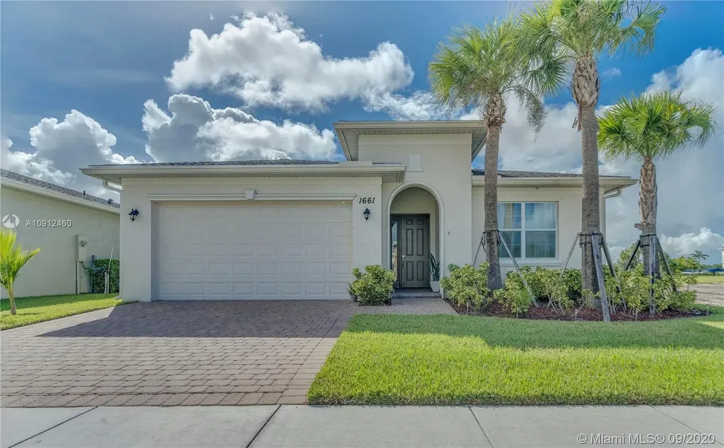 1661 NW Vivanco Street Port St. Lucie FL 34986