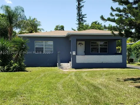 2438 Monroe Street Hollywood FL 33020