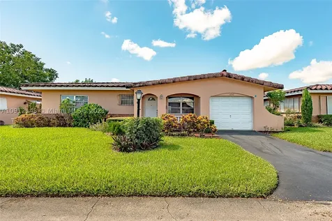 1230 NW 43rd Street Deerfield Beach FL 33064