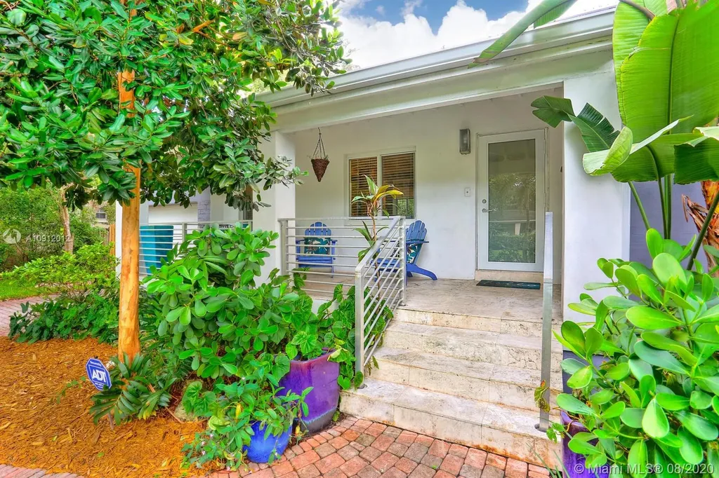 5901 SW 50th Terrace Miami FL 33155