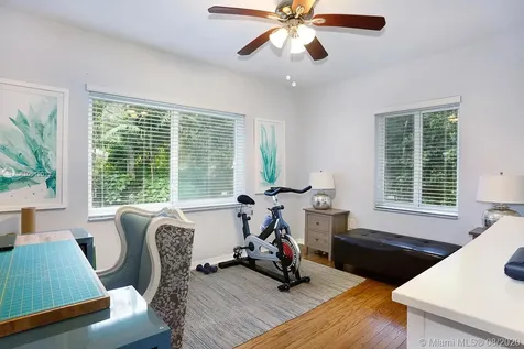 5901 SW 50th Terrace Miami FL 33155