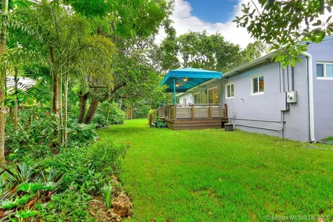 5901 SW 50th Terrace Miami FL 33155