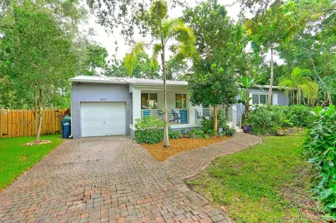 5901 SW 50th Terrace Miami FL 33155